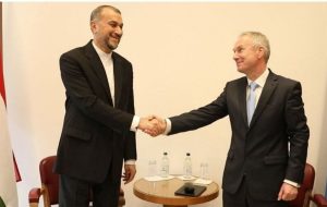 حاشیه‌های دیدار امیرعبداللهیان/پرچم مجارستان به جای پرچم ایران؟