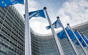 مقررات قرارداد هوشمند اتحادیه اروپا در پیش نویس قانون داده های شورا گنجانده شده است