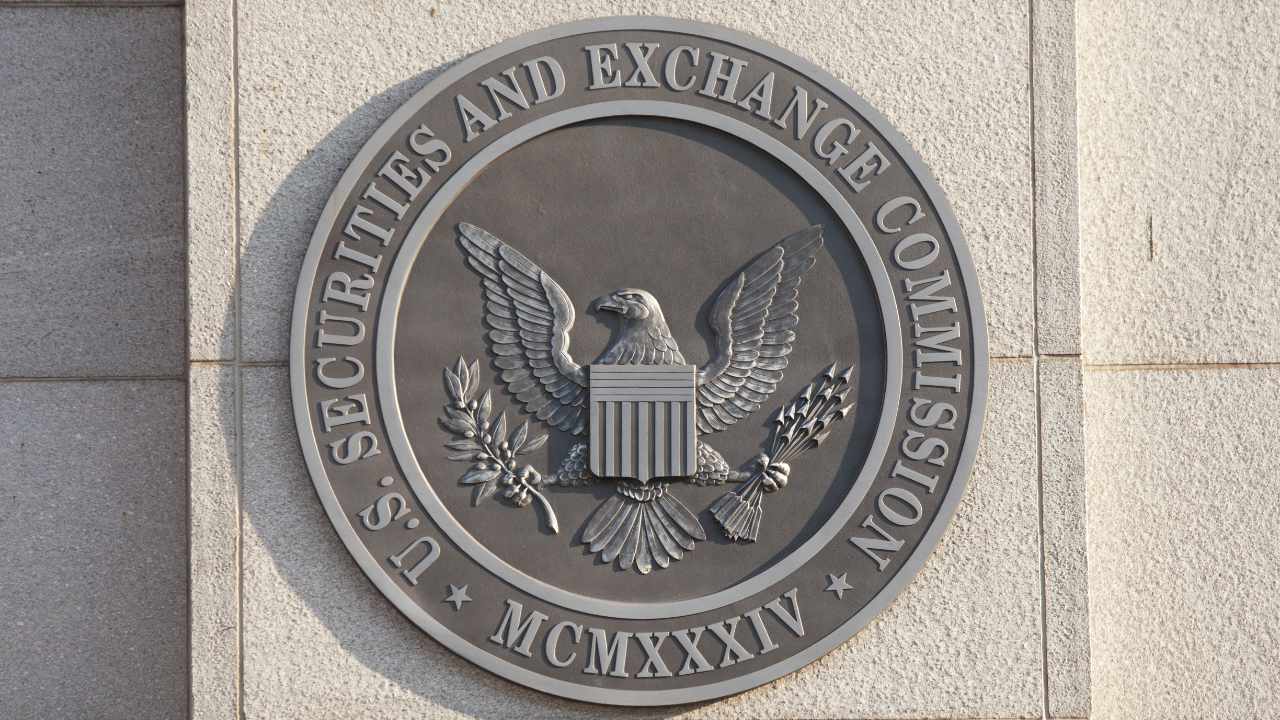 SEC علیه پلتفرم تجارت کریپتو Beaxy و مدیران آن اقدام می کند