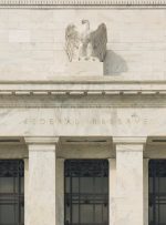 آخرین پیش بینی های FOMC یک افزایش نرخ دیگر را پیشنهاد می کند