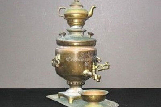 ببینید | ذوق‌زدگی بازیکنان تیم ملی روسیه بعد از دیدن سماور بزرگ در تهران!