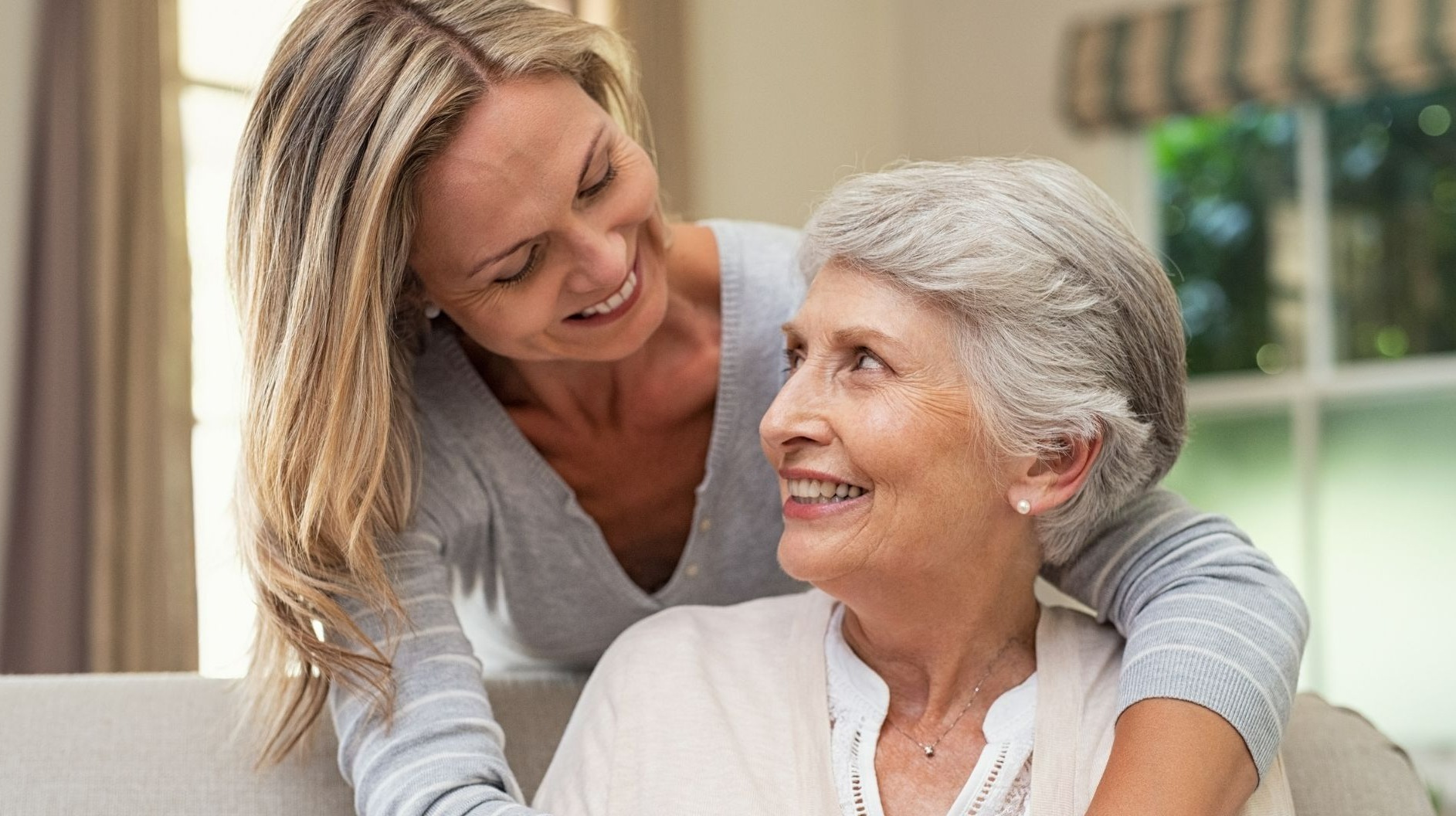 خوشحال کردن مادر