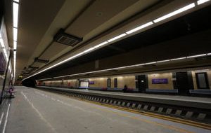 ربات بازرسی با هوش مصنوعی در متروی پکن + فیلم