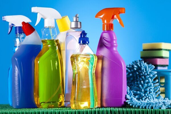 هشداری مهم در آستانه خانه تکانی شب عید؛ شوینده‌های خانگی را با هم ترکیب نکنید