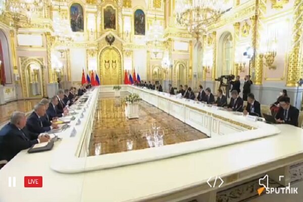 پوتین: به دوران جدیدی از روابط با چین وارد می‌شویم