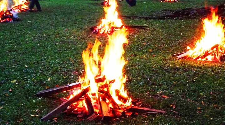 آتش بازی در شب چهارشنبه سوری