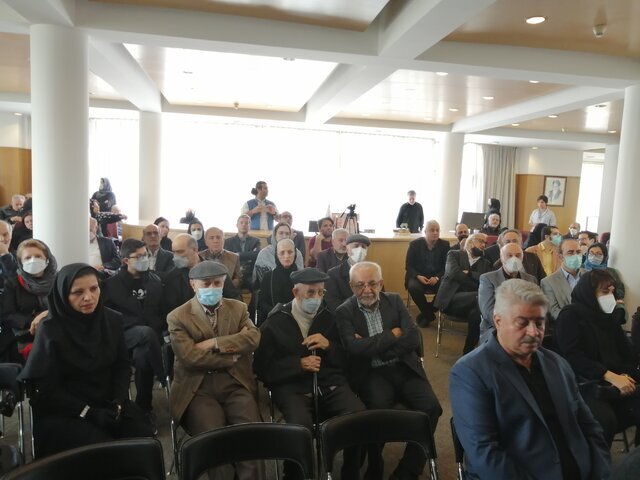 چهره‌های سرشناس در مراسم وداع با پیکر احمد سمیعی گیلانی