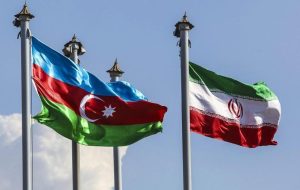 ببینید | کنایه جنجالی یک شهروند آذربایجان به شایعه جنگ: شما مریض می‌شوید به ایران می‌روید؛ چطور…