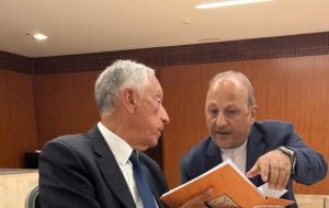 سفیر ایران چه کتابی را به رییس‌جمهور پرتغال تقدیم کرد؟