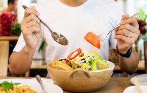 با این ترفندها چاق نمی شوید با این ترفندها چاق نمی شوید