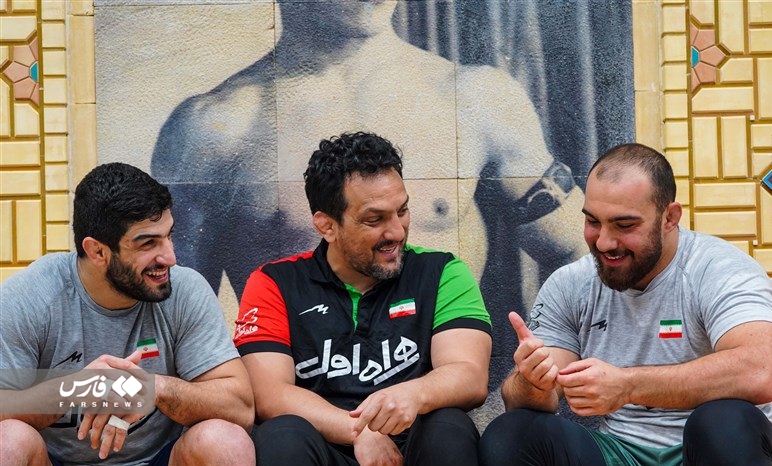 آرامش در اردوی تیم ملی کشتی/ خوش و بش زارع و قاسم‌پور با حضور درستکار 