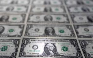 دلار بالاتر از داده های حقوق و دستمزد غیرکشاورزی در روز جمعه افزایش یافت