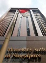 سنگاپور به‌طور غیرمنتظره‌ای سیاست‌های پولی خود را با افزایش ریسک‌ها بدون تغییر می‌گذارد