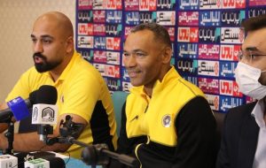 سپاهان به صدر نرفت، مورایس فرار کرد! سپاهان به صدر نرفت، مورایس فرار کرد!