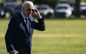 طعنه قانونگذار آمریکایی به بایدن: اوکراین پنجاه و یکمین ایالت آمریکا نیست