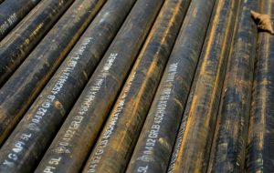 قیمت نفت خام پس از افزایش خیره کننده در اخبار اوپک پلاس ثابت ماند. برای WTI کجا؟ قیمت نفت خام پس از افزایش خیره کننده در اخبار اوپک پلاس ثابت ماند. برای WTI کجا؟