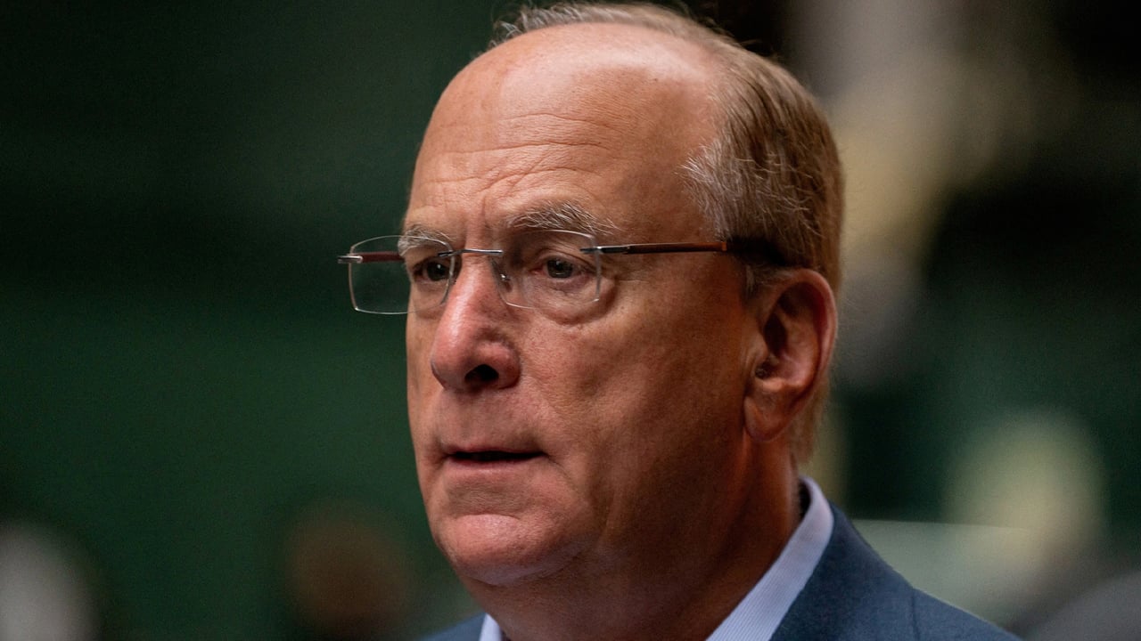 مدیر عامل بلک راک انتظار دارد تورم ادامه یابد، اما در سال 2023 رکود بزرگی در ایالات متحده وجود نخواهد داشت.