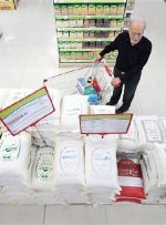 مردم به خرید نیم کیلویی برنج ایرانی روی آورده‌اند/ پیش‌بینی کاهش مصرف ۵۰ درصدی برنج