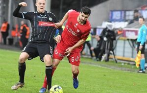 ویل بولدکلوب با حضور عزت‌اللهی شکست خورد