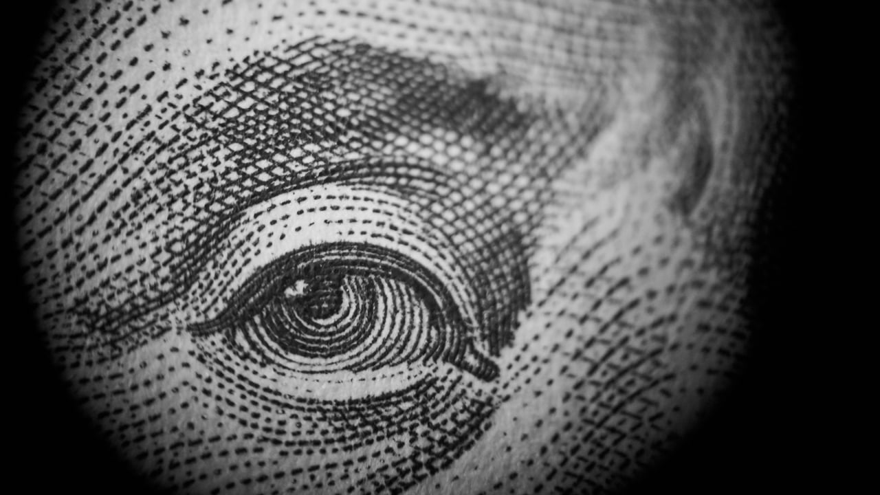 بحث CBDC داغ می شود: پروژه BIS بحث و جدل در میان منتقدان ایجاد می کند.  Lynette Zang در مورد خطرات CBDC ها هشدار می دهد