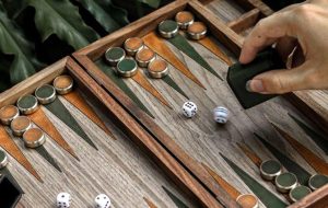 آموزش تخته نرد؛ همه‌چیز درباره این بازی قدیمی و جذاب