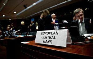 بانک مرکزی اروپا برای مقابله با فشارهای تورمی بالا، نرخ‌های کلیدی را 25 نقطه پایه افزایش می‌دهد
