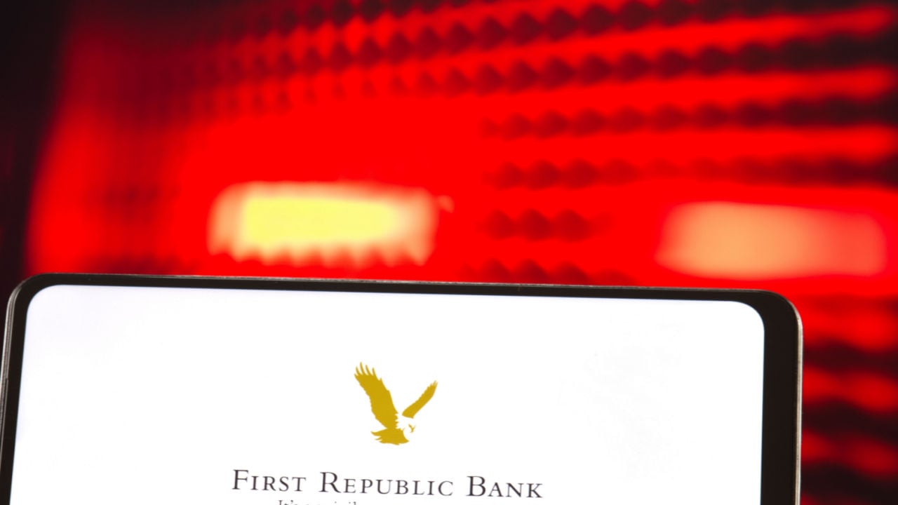 اولین بانک جمهوری سیستم بانکی ایالات متحده