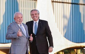 رئیس جمهور برزیل، لولا، به عنوان رابط BRICS برای کمک به آرژانتین، در مورد خط اعتباری در Reals برزیل بحث می کند – اقتصاد بیت کوین نیوز