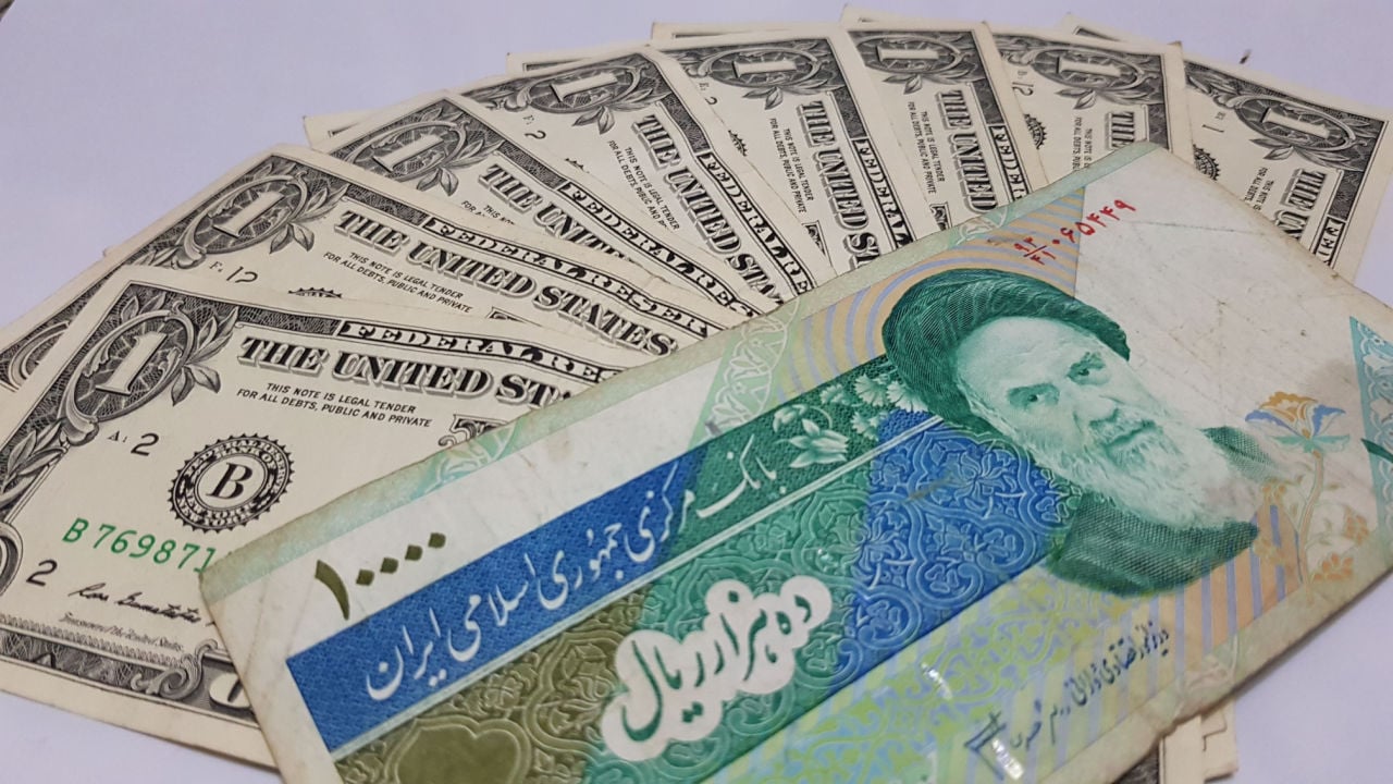 رئیس جمهور ایران دلار آمریکا را افزایش داد
