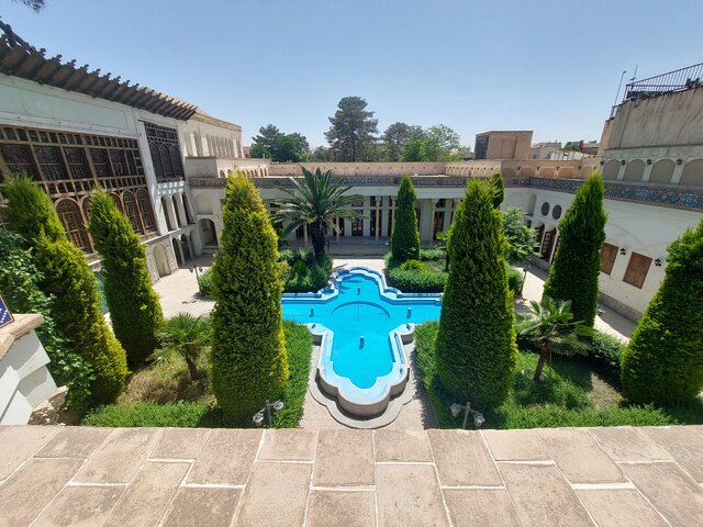 زیبایی‌های خانه تاریخی مشیرالملک انصاری