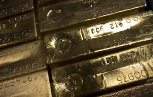 قیمت طلا در آستانه یک هفته شلوغ به دلیل توقف دلار آمریکا به دام افتاد.  برای XAU/USD کجا؟
