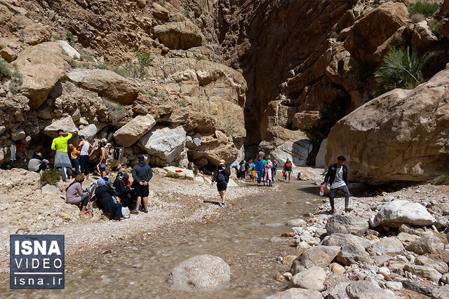 ویدیو / چشمه آبگرم مرتضی علی در شهرستان طبس