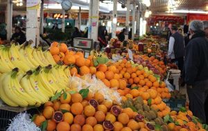 پیش‌بینی زمان عقب‌نشینی موز از مرز ۱۰۰ هزار تومان