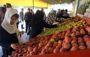 کاهش نسبی قیمت میوه/ جدیدترین قیمت زردآلو، گیلاس، طالبی، موز ، توت فرنگی و هندوانه را ببینید