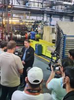 روایت پیشرفت؛ از تولید تایر پیکان۱۳۷۲ تا تایر هواپیما ۱۴۰۲ در بازدید بزرگترین کاروان رسانه ای کشور از مجتمع بارز کرمان