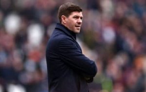 تکذیب یک شایعه؛ به عربستان نخواهم رفت!