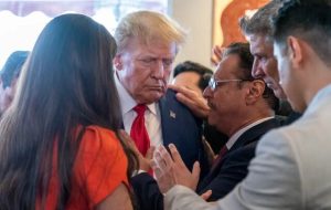 فایلی در سرویس بهداشتی؛ آیا سند «شماره ۱۹» ترامپ را محکوم می‌کند؟