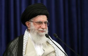 روایت حضرت آیت‌الله خامنه‌ای از حادثه سوء قصد به ایشان در ششم تیرماه + فیلم