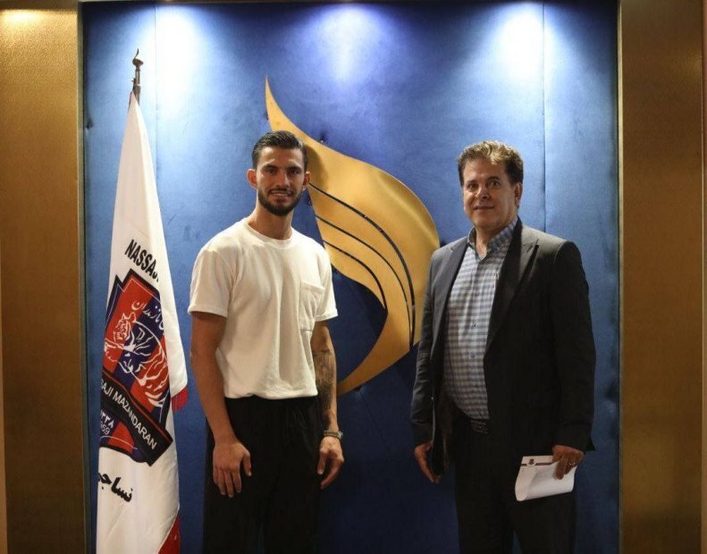 عکس| قاتل پرسپولیس به نساجی پیوست