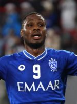 مهاجم الهلال در راه استقلال!