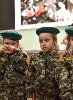 «بچه‌سربازهای پوتین» در حال تمرین برای جنگ!/عکس