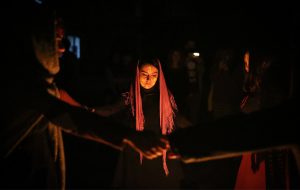 کالت چیست؟ چرا افراد به آن می‌پیوندند؟