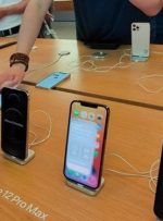 از عکس یادگاری تا بن‌بست‌ آیفونی/ آیا راه‌حلی برای حل بلاتکلیفی بازار گوشی همراه وجود دارد؟