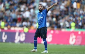 مصاحبه کاپیتان استقلال با فردوسی‌پور جنجالی شد