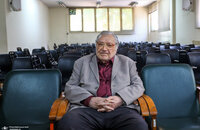 دکتر گلشنی: حجاب را با زور نمی توان تزریق کرد/ جامعه ما به سمت بیدینی یا به سمت زوال تفکر دینی میرود