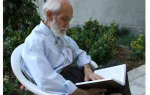 پوشش سر ارتباطی با عفّت جنسی ندارد / استاد محمدباقر بهبودی پوشش سر ارتباطی با عفّت جنسی ندارد / استاد محمدباقر بهبودی