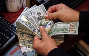 حتی خبر توافق ناقص ایران و امریکا دلار را کاهشی می‌کند