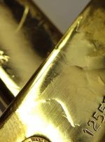 Gold, Silver Look for Support After Strong US Growth Propels the Dollar Higher