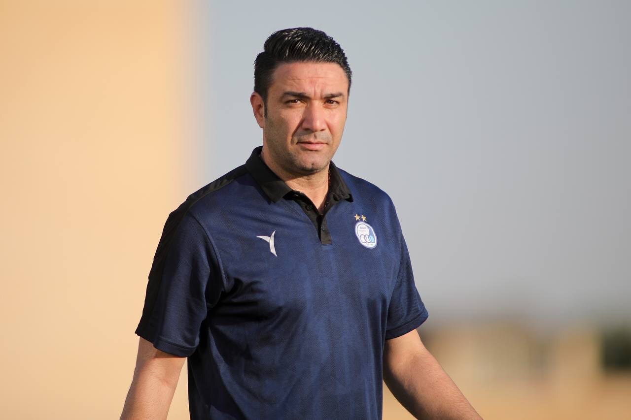 اراذل و اوباش نباید دست در گردن مدیرعامل بیندازند!