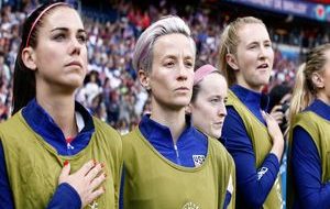 جنجال بزرگ در تیم ملی فوتبال زنان آمریکا + فیلم